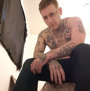 Meet your Posher, Corey